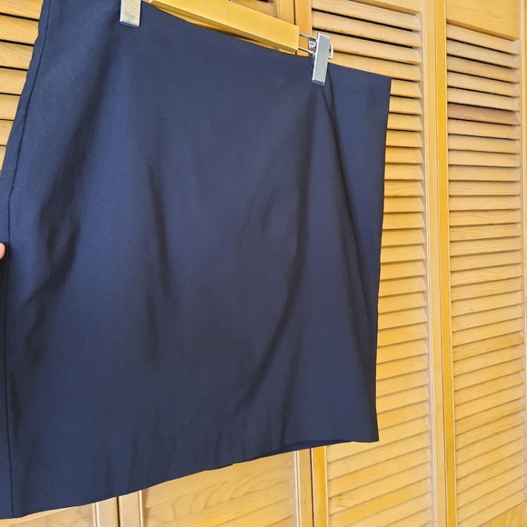 Le Château Black Pencil Skirt - Picture 1 of 5